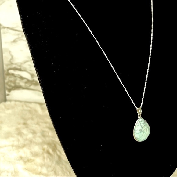 🚫🚫🌸Turquoise Pendant Necklace, Silver/Turquoise🌸 - Picture 7 of 7